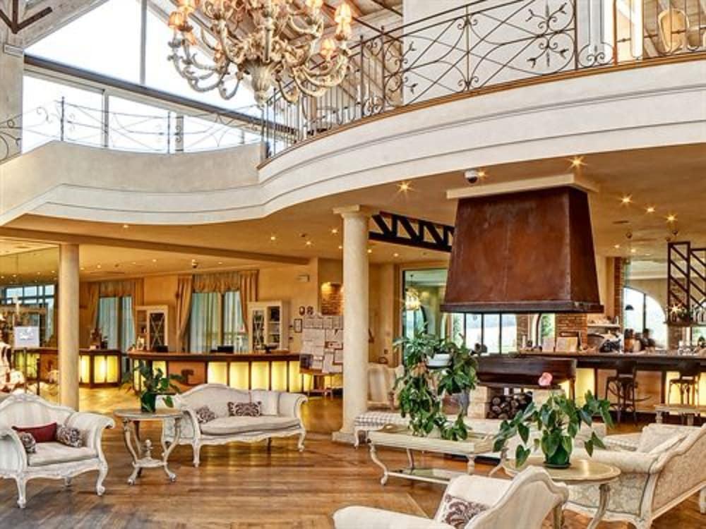 Garda Hotel San Vigilio Golf Поцоленго Екстериор снимка